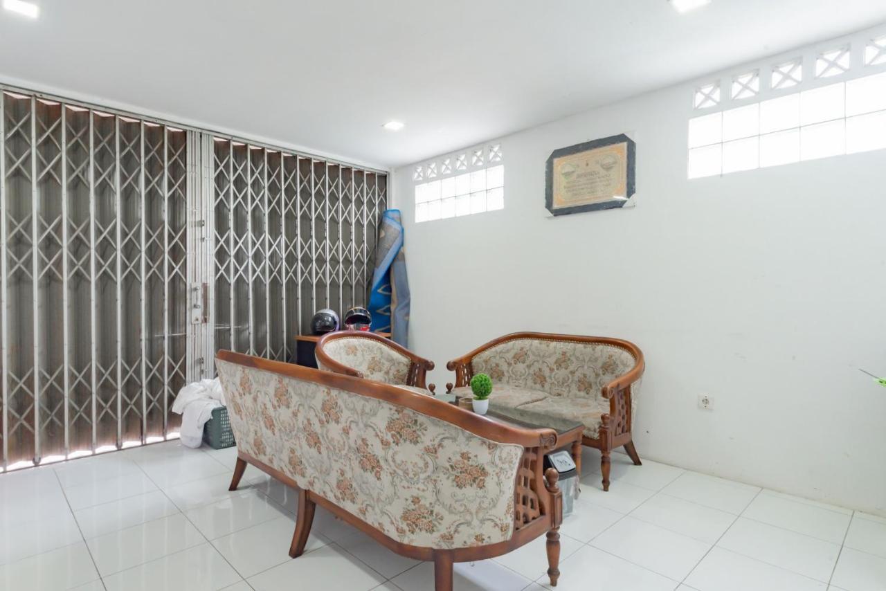 Reddoorz Syariah Near Rs Hermina Sukabumi Exteriér fotografie