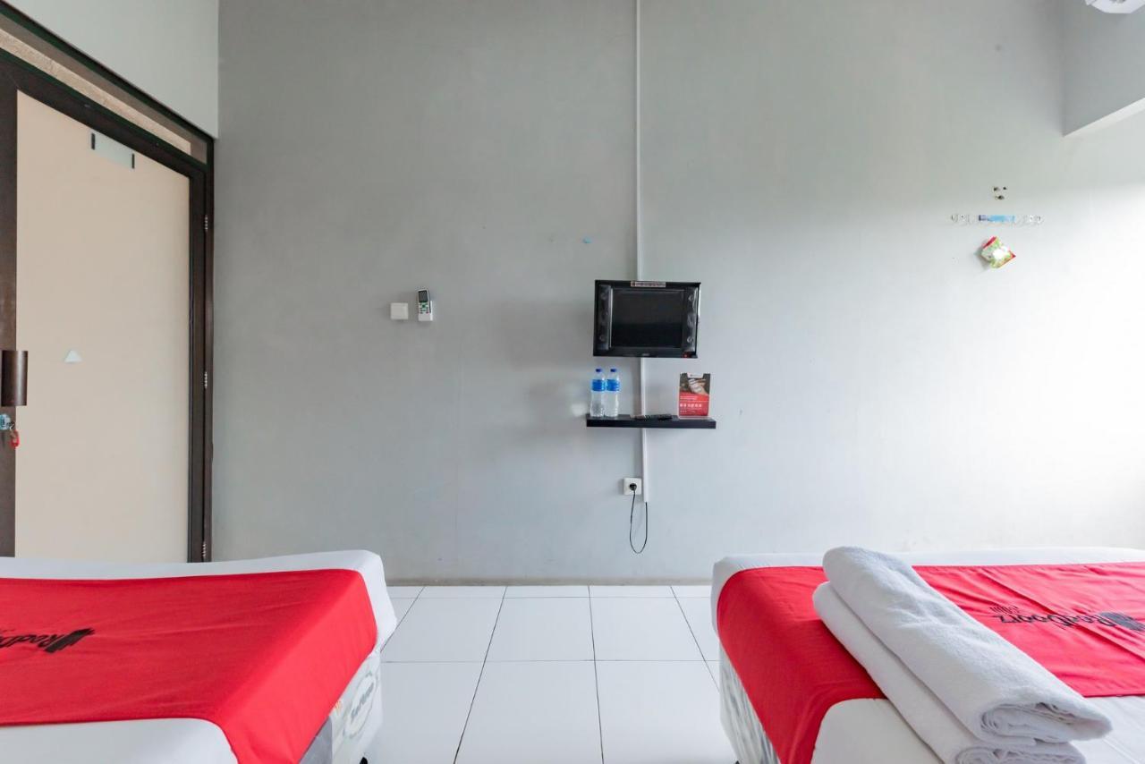 Reddoorz Syariah Near Rs Hermina Sukabumi Exteriér fotografie